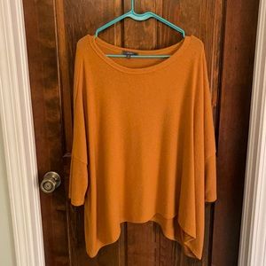 Gyft small dressy/casual shirt